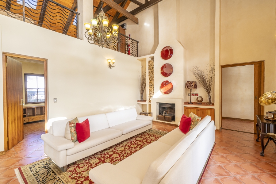 7 Bedroom Property for Sale in Stellenbosch Farms Western Cape
